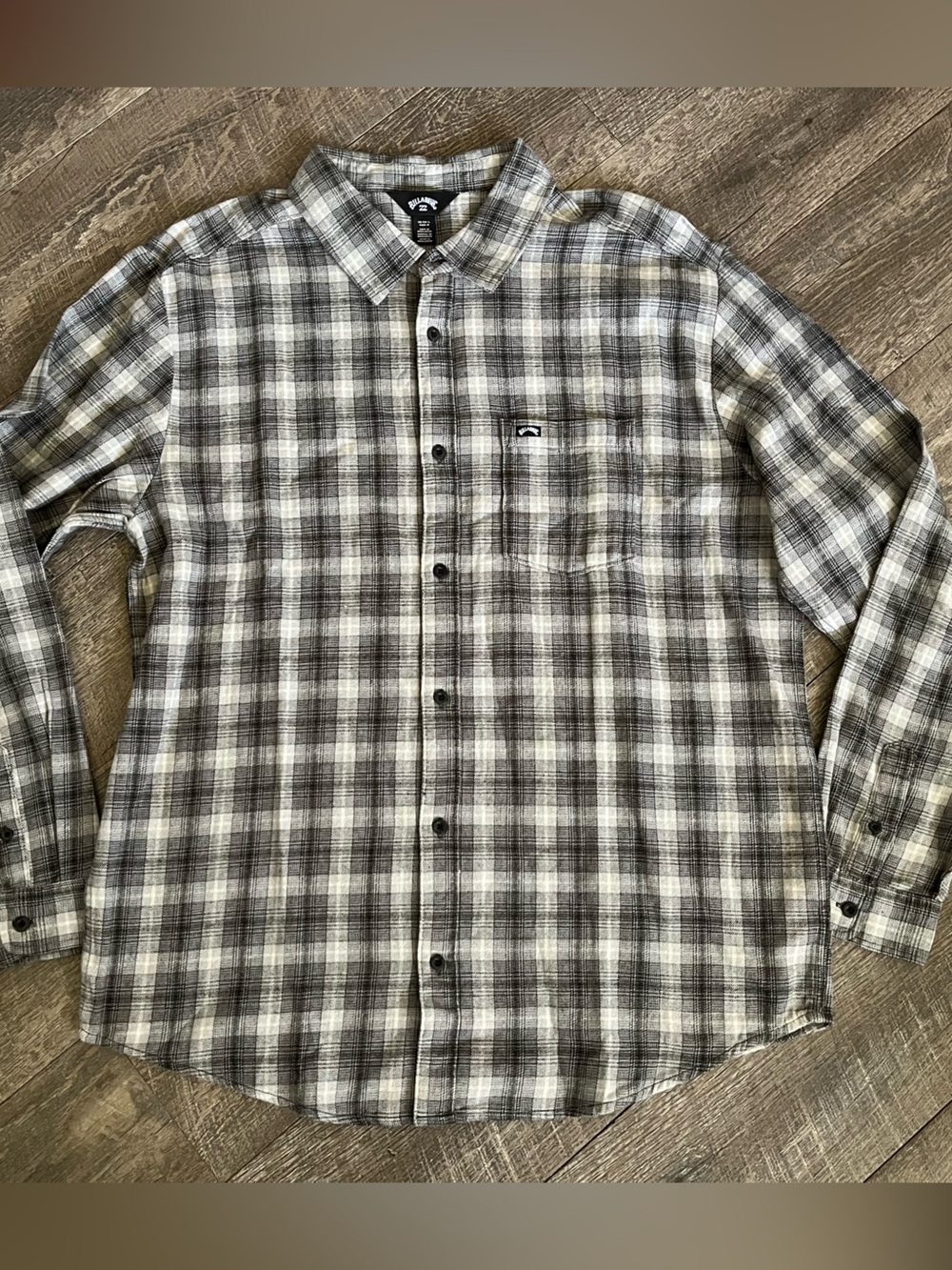 Billabong Black and Gray Plaid Flannel Button-Down Shirt